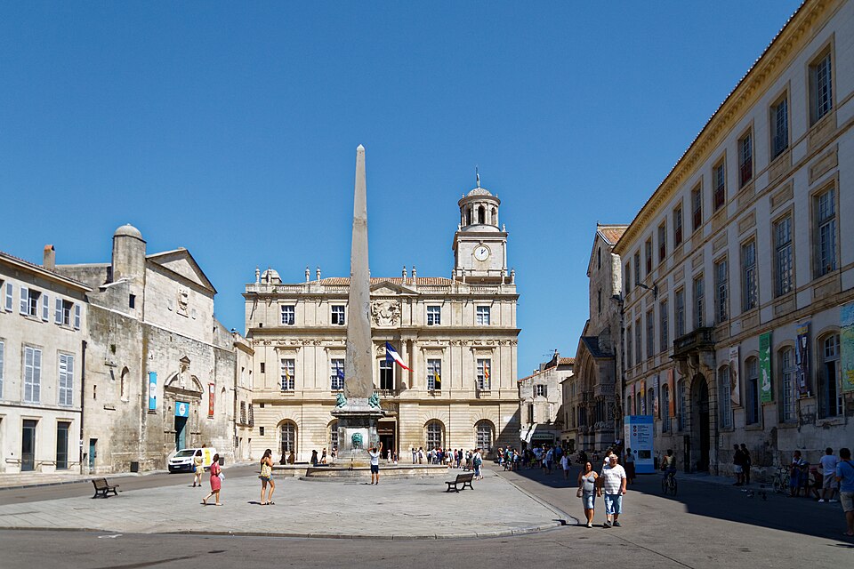 Arles Place de la Republicque. Foto Bjs