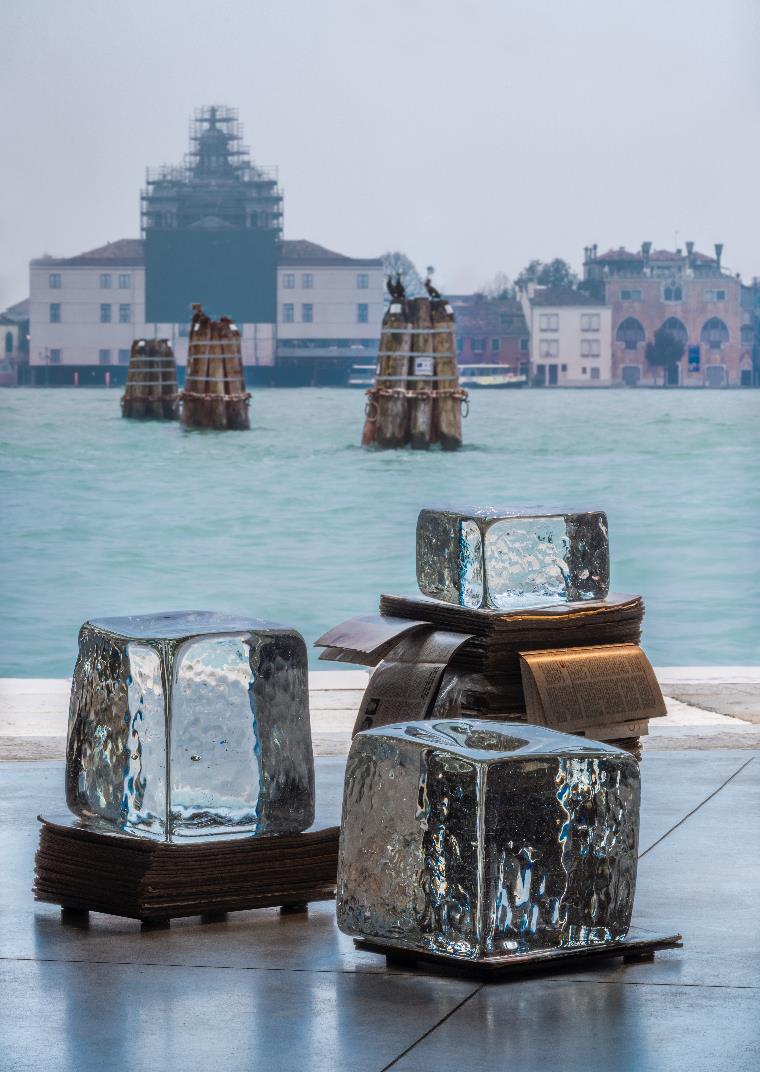 Lorna Simpson and Paulo Nazareth at Punta della Dogana: Two Exhibitions Reconsider History Through Contemporary Art